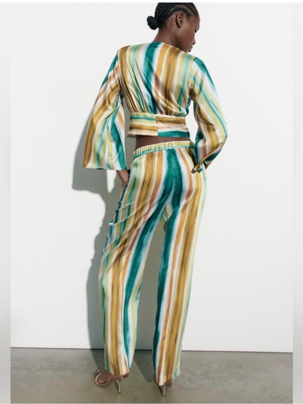 Zara Multicolored Striped Pants - Size Medium - NWT - Picture 2 of 5